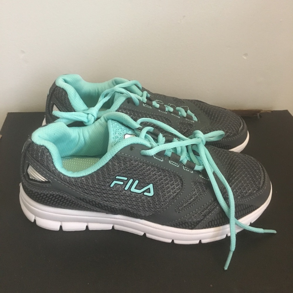 Fila grey and aqua running shoes 8.5